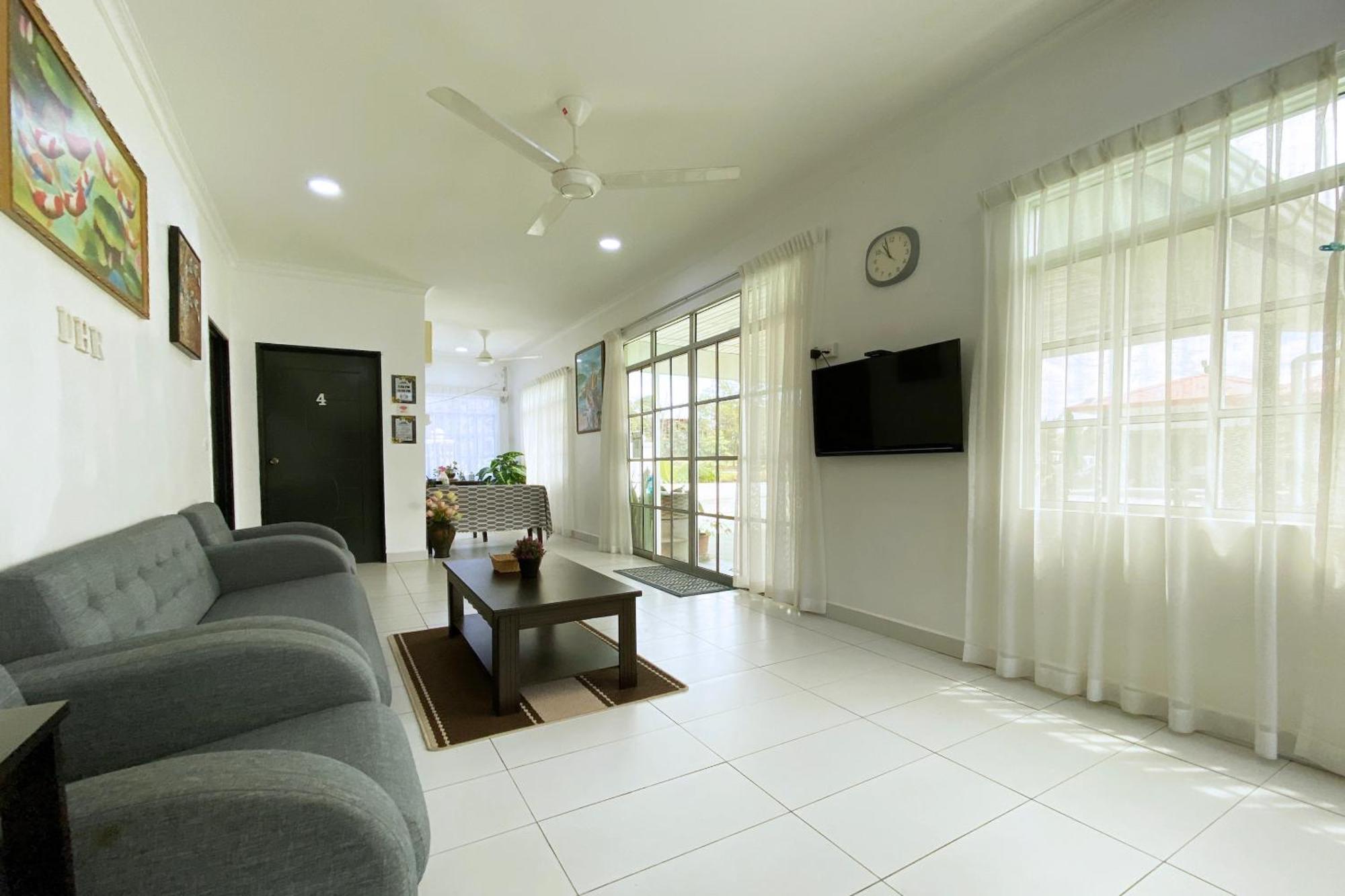 Oyo Home 90230 Dh Residence Kota Belud Exteriör bild