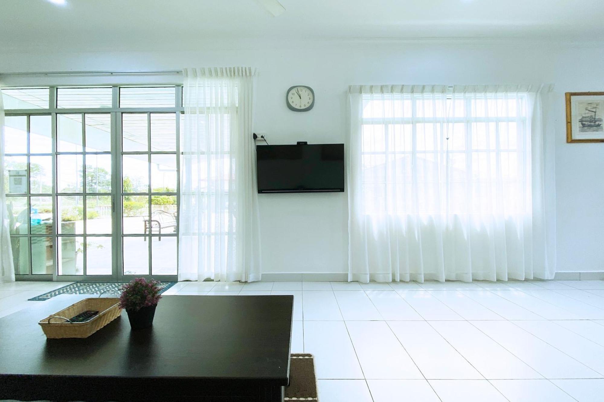 Oyo Home 90230 Dh Residence Kota Belud Exteriör bild