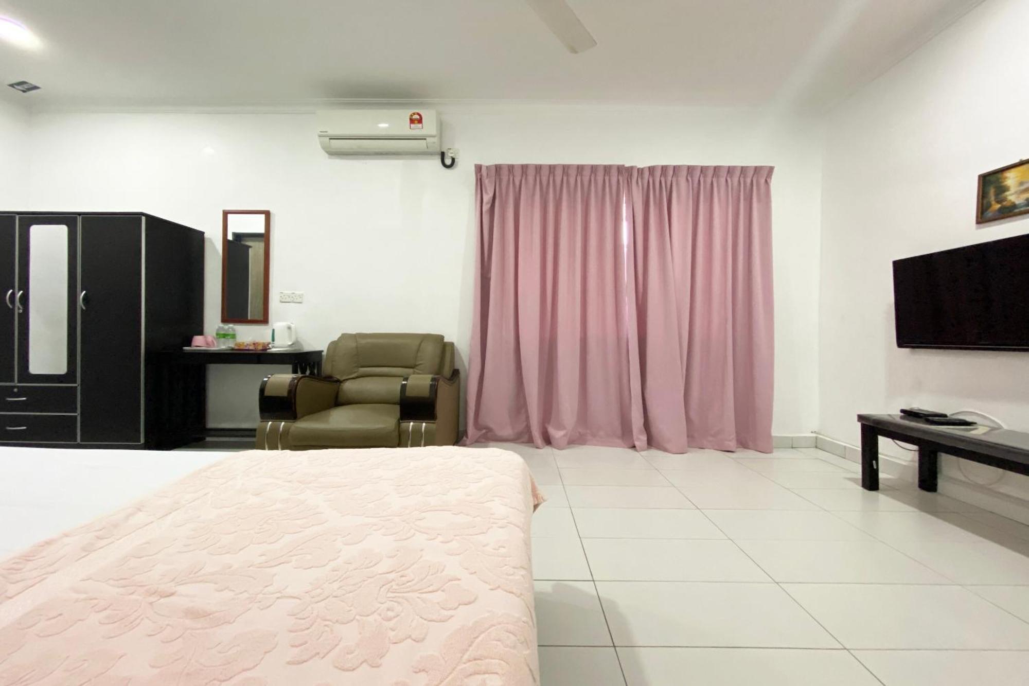 Oyo Home 90230 Dh Residence Kota Belud Exteriör bild
