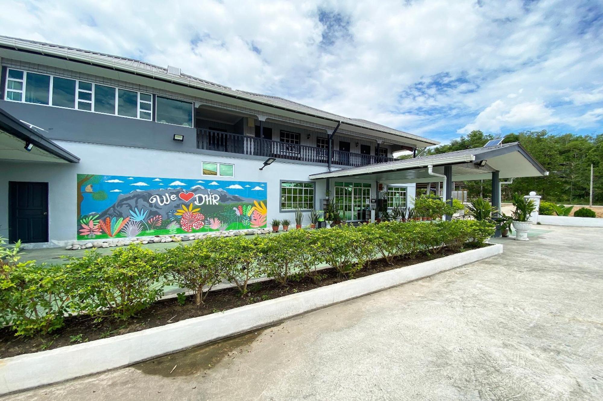 Oyo Home 90230 Dh Residence Kota Belud Exteriör bild