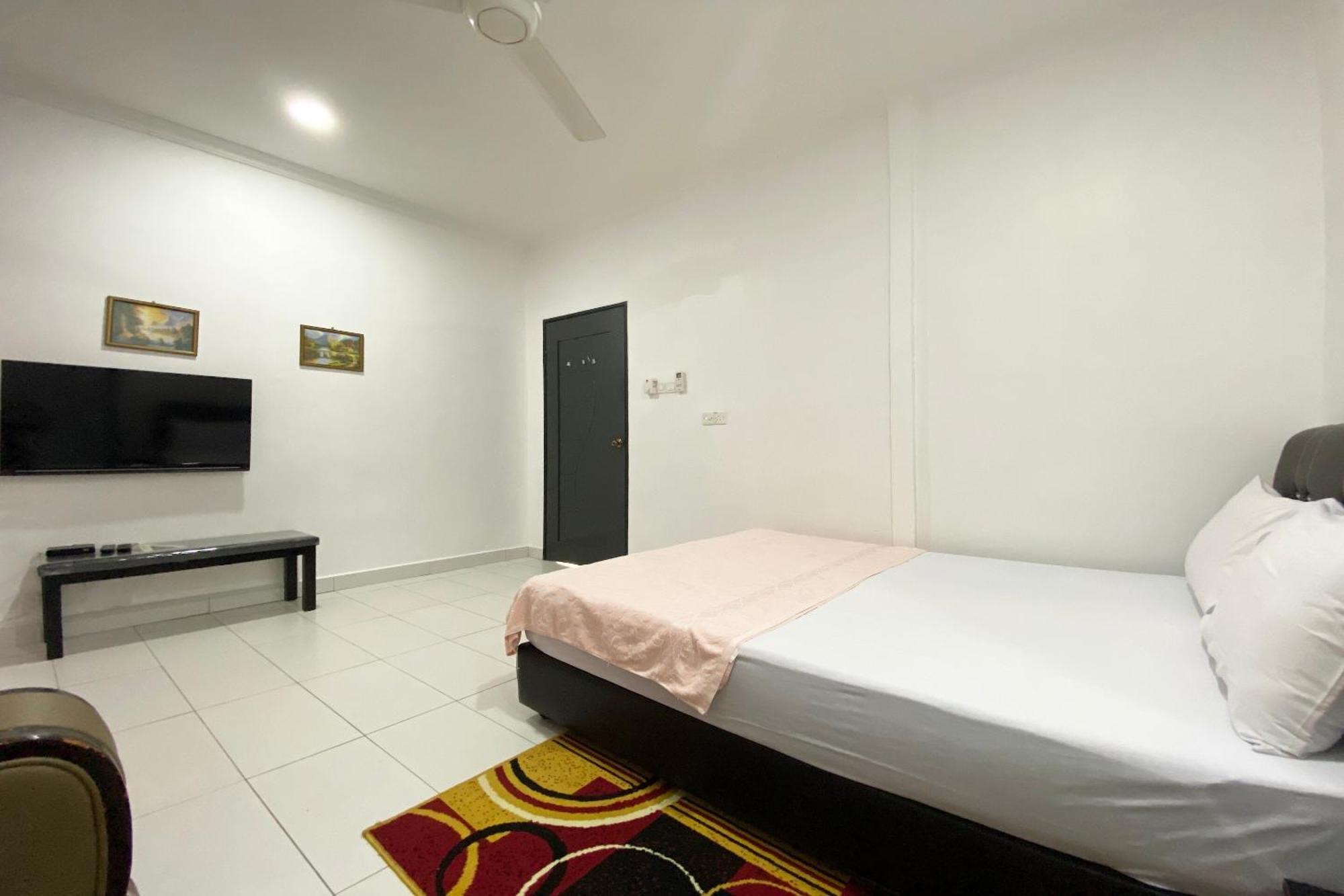 Oyo Home 90230 Dh Residence Kota Belud Exteriör bild